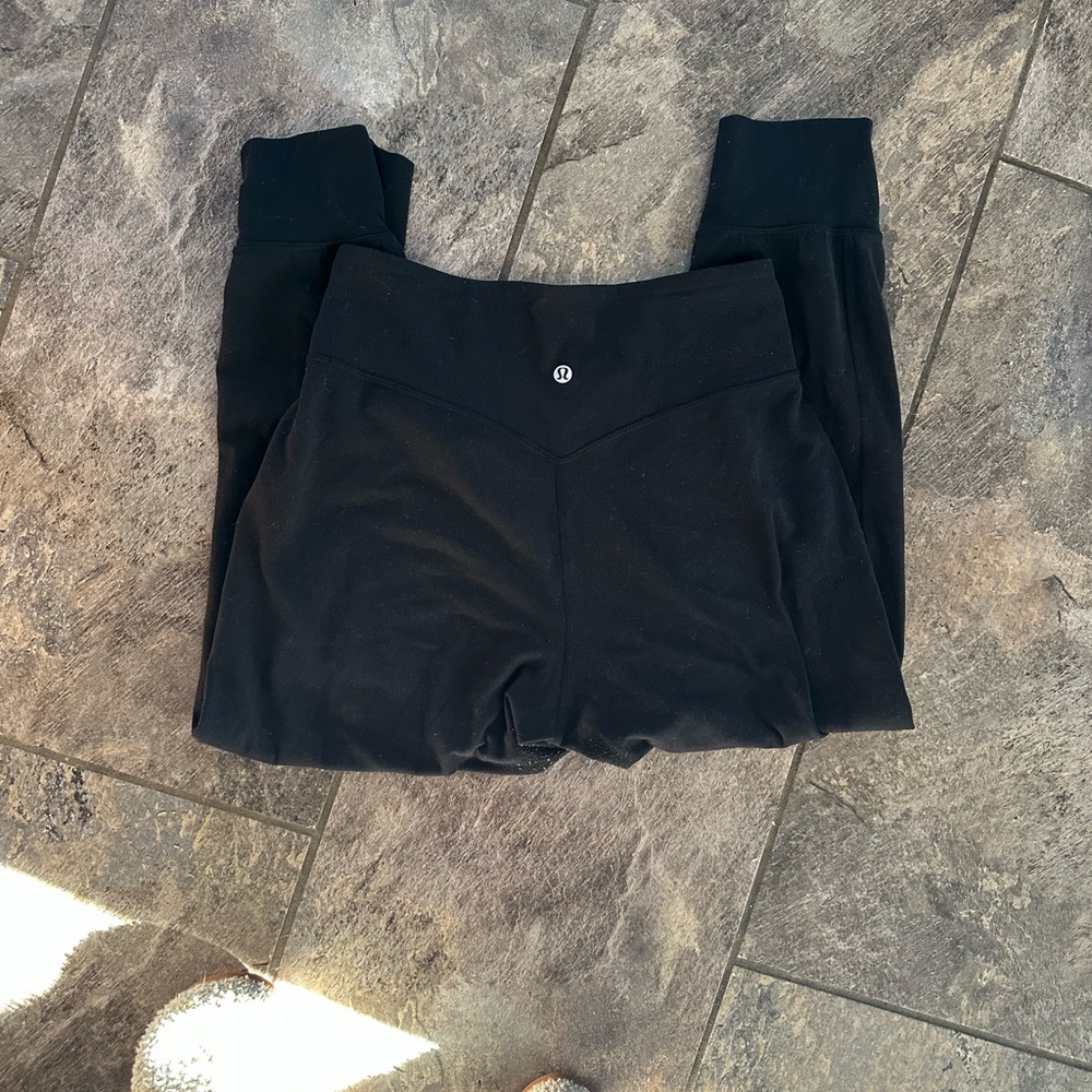 Lululemon Align Joggers size 6